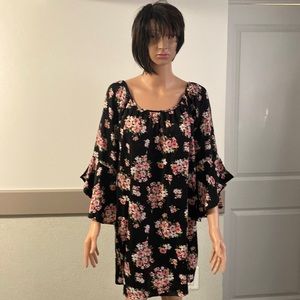 Dress in flowers size L from Europa